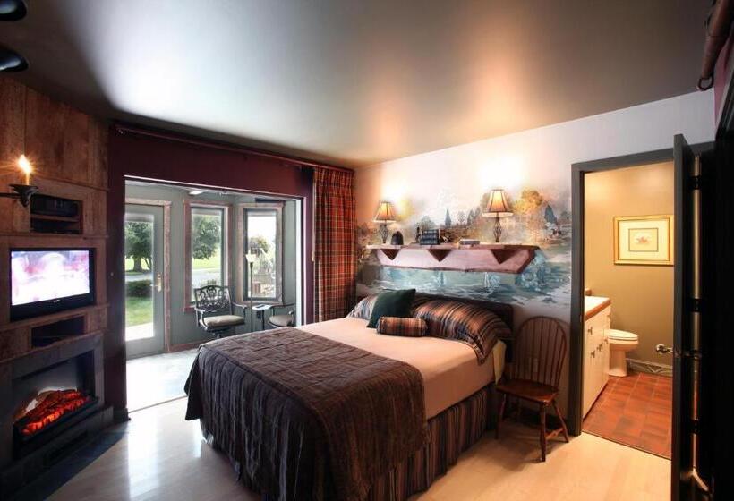 Люкс Повышенной Комфортности, Twin Pine Manor