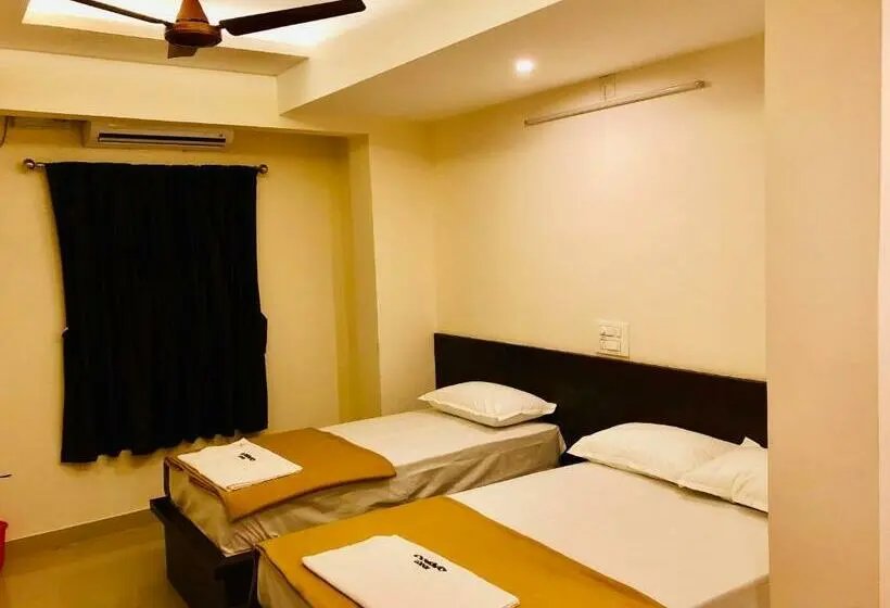 اتاق لوکس, Cosmo Lodge