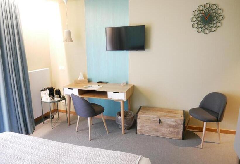 バルコニー付きスタンダードルーム, La Libellule