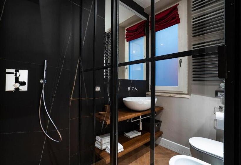 سوییت, Artemide Guest House