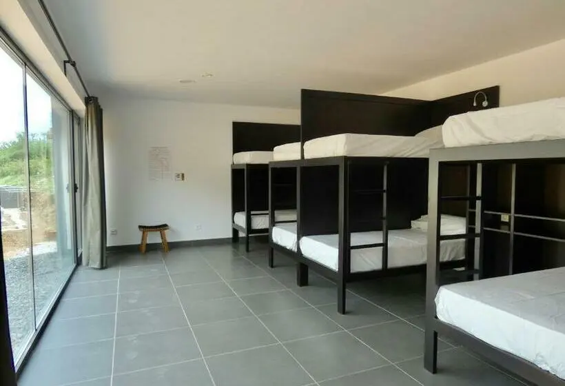 ルームシェアのワンベッド, Albergue Casa Sueño