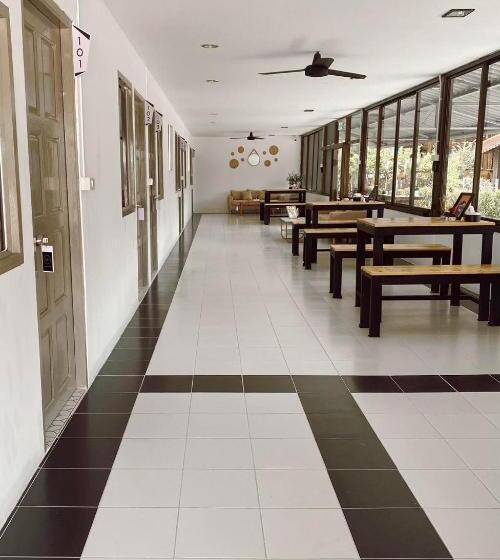 スタンダードルーム, Juni House Chumphon