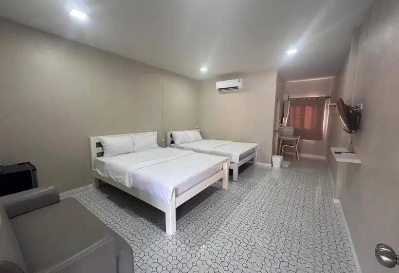 اتاق لوکس, Juni House Chumphon