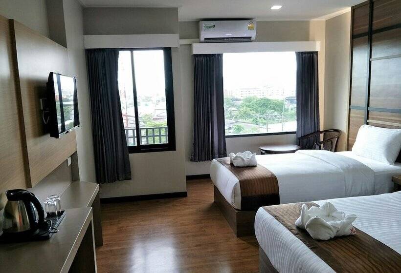 标准间, Atk Garden Hills