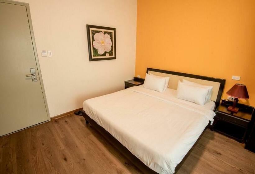 اتاق لوکس یک تخته, Hanoi Buffalo Hostel