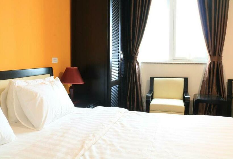 اتاق لوکس یک تخته, Hanoi Buffalo Hostel