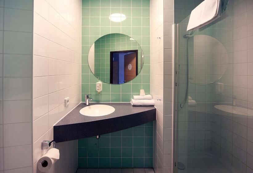 Номер Стандарт Трехместный, B&b Hotel Jena
