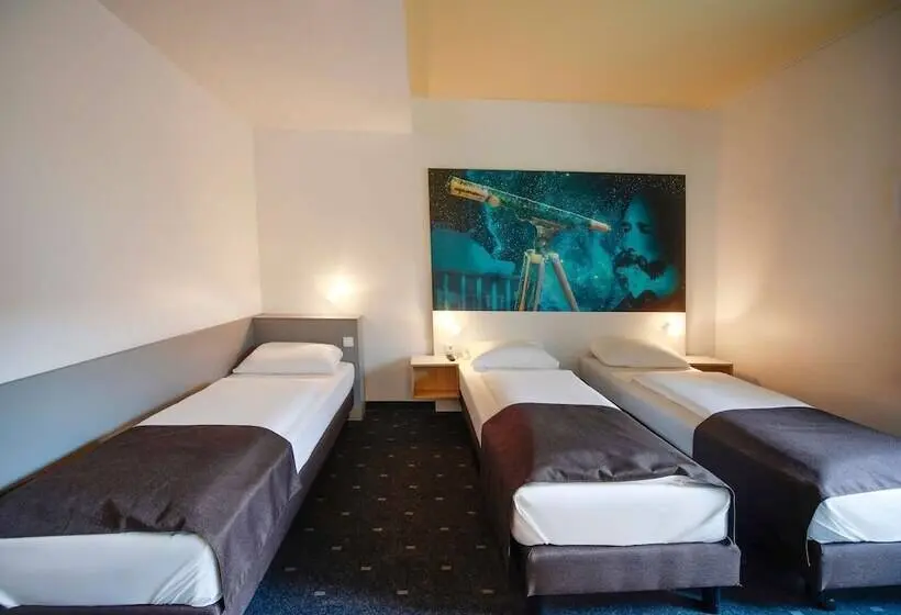 スタンダードトリプルルーム, B&b Hotel Jena