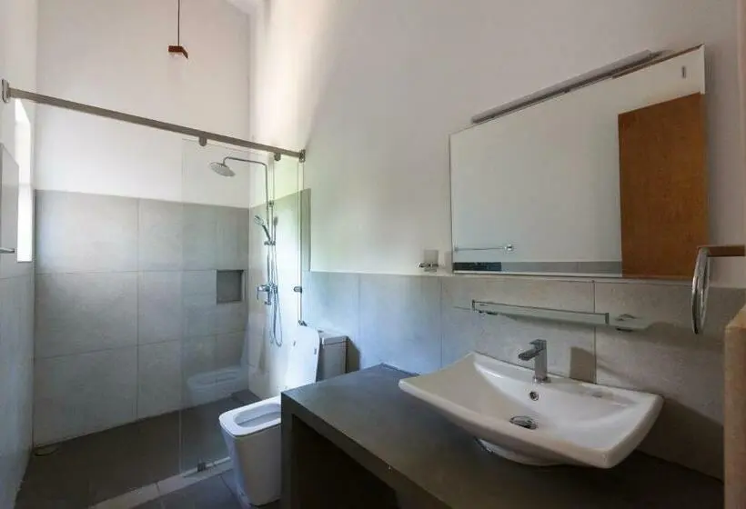 اتاق لوکس با چشمانداز دریا, Blue Sands Beach Resort