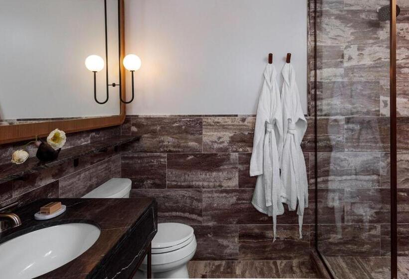 غرفة قياسية سرير مزدوج, Santa Monica Proper Hotel, A Member Of Design Hotels