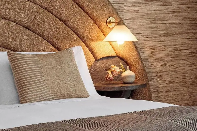 Deluxe Suite King Bed