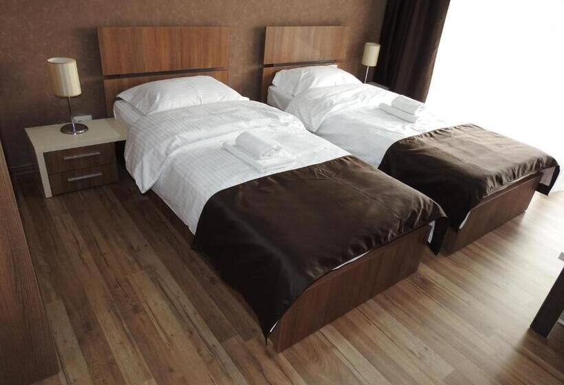 エコノミールーム, Hb Brilliant