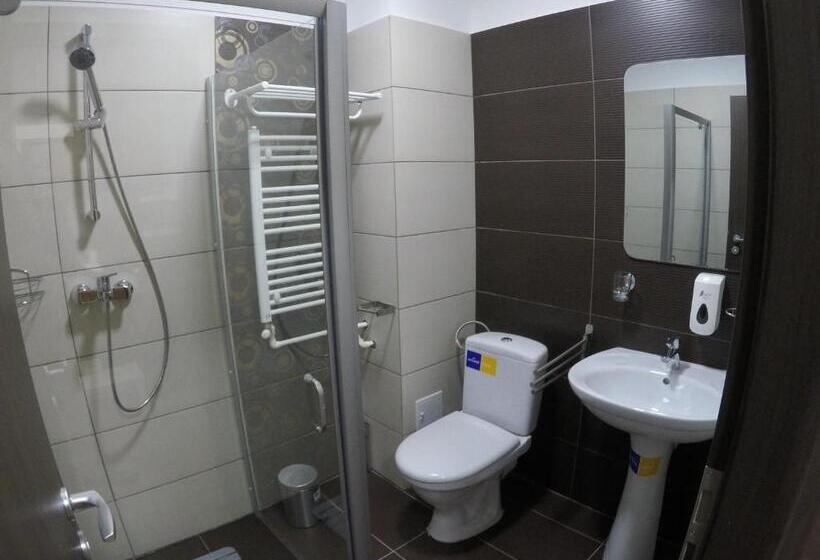 エコノミールーム, Hb Brilliant