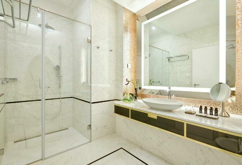 سوییت, Párisi Udvar Hotel Budapest, Part Of Hyatt