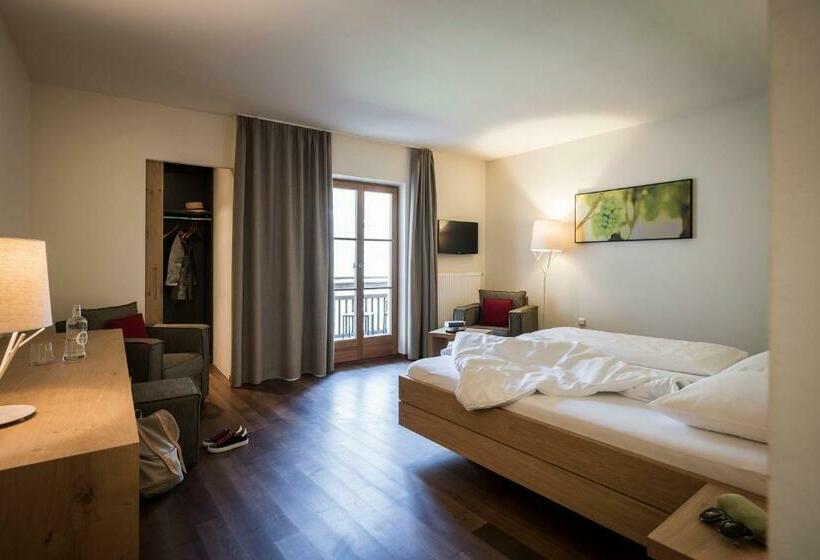 标准间带阳台, Weingut Stroblhof