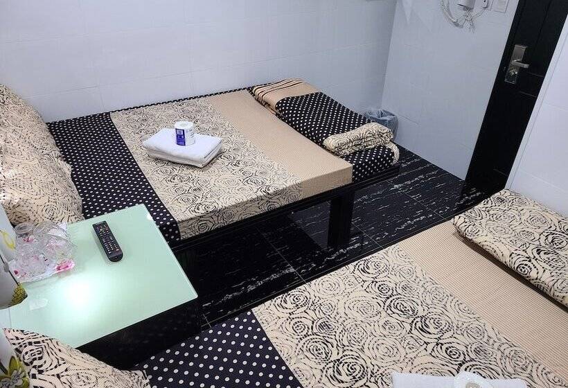 اتاق خانوادگی, First Inn Hotel & Guest House Reception At 10th F, Block E