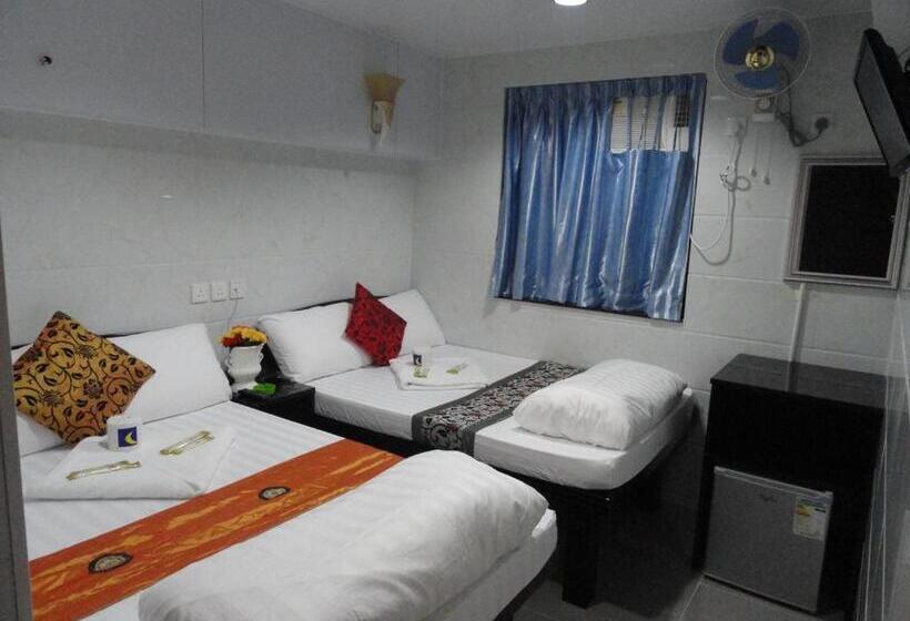 اتاق خانوادگی, First Inn Hotel & Guest House Reception At 10th F, Block E