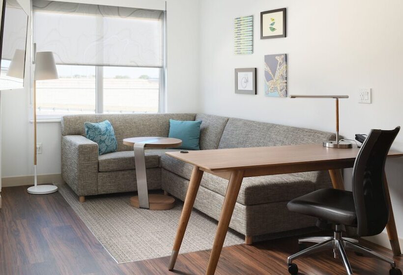 Suite, Element Austin Round Rock