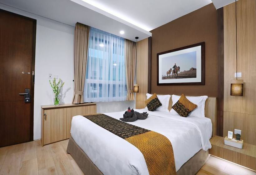 Superior Oda, S7 Suites Gandaria