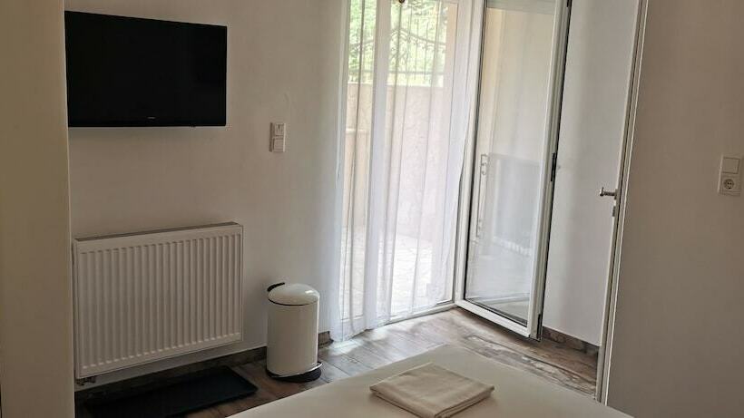 اتاق لوکس, Villa Jolyn