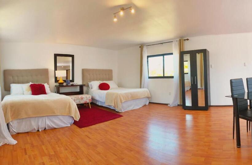 Семейный Номер, South Landing Inn