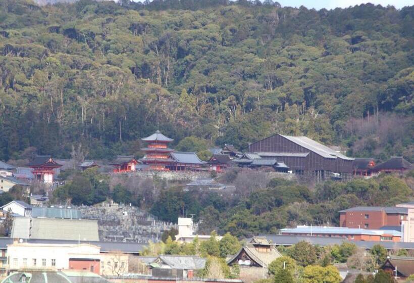 Quarto Triplo Estandar, Henn Na Hotel Kyoto Hachijoguchi