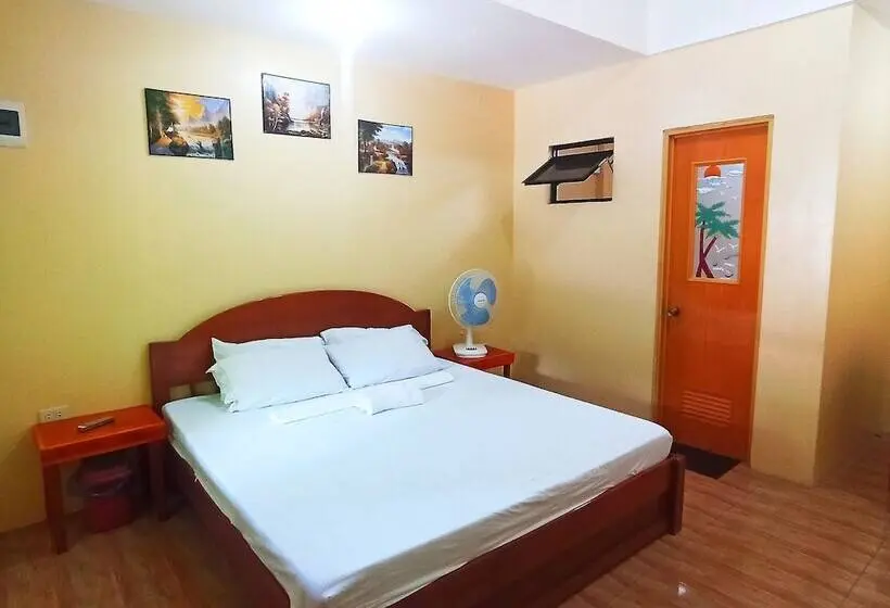 Camera Familiare, Pamujo Hostel