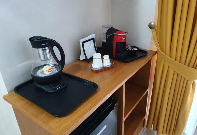 اتاق استاندارد با بالکن, Vittoria Guest House Salerno