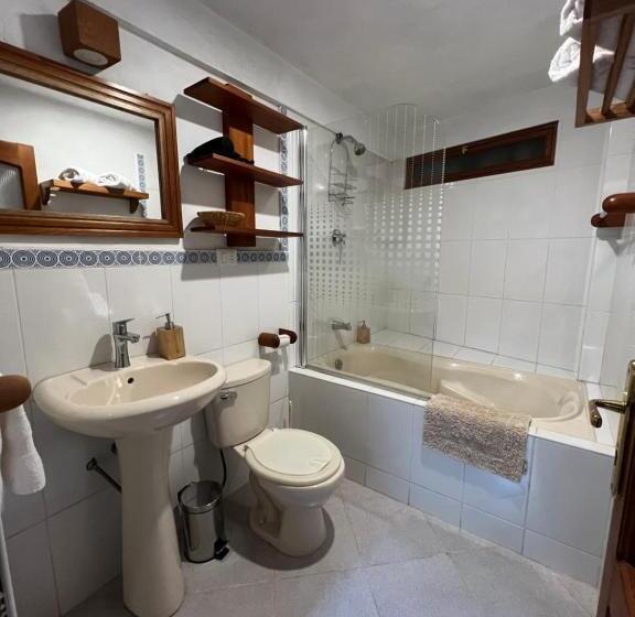 اتاق استاندارد سه نفره, Los Viajeros B&b