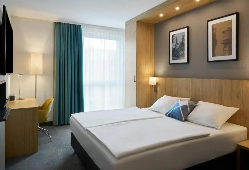 キングサイズベッドのスタンダードルーム, Four Points Flex by Sheraton Bochum