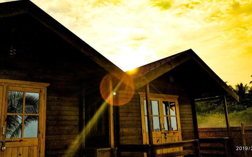 Mökki 1 Makuuhuone, Tropical Cabanas