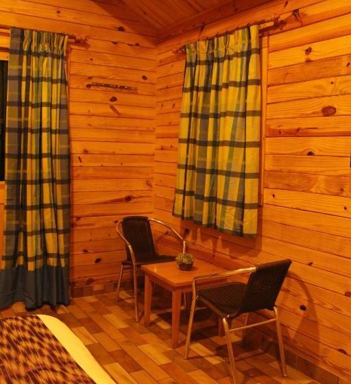 Mökki 1 Makuuhuone, Tropical Cabanas