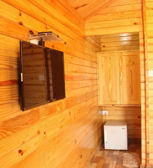 Mökki 1 Makuuhuone, Tropical Cabanas