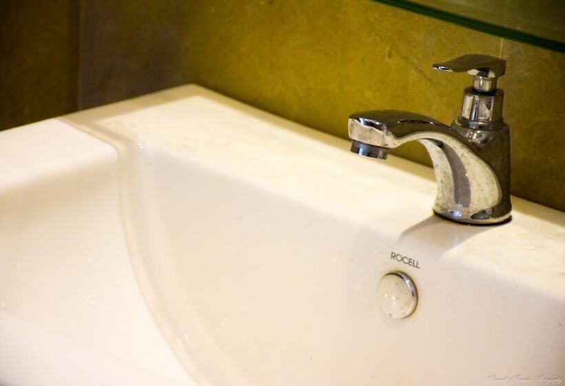 Camera Familiare Vista Mare, Tenasi Beach Resort