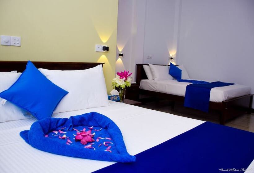 اتاق خانوادگی با چشم‌انداز دریا, Tenasi Beach Resort