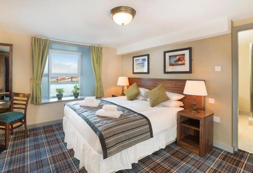 オーシャンビュースタンダードルーム, The Bamburgh Castle Inn   The Inn Collection Group