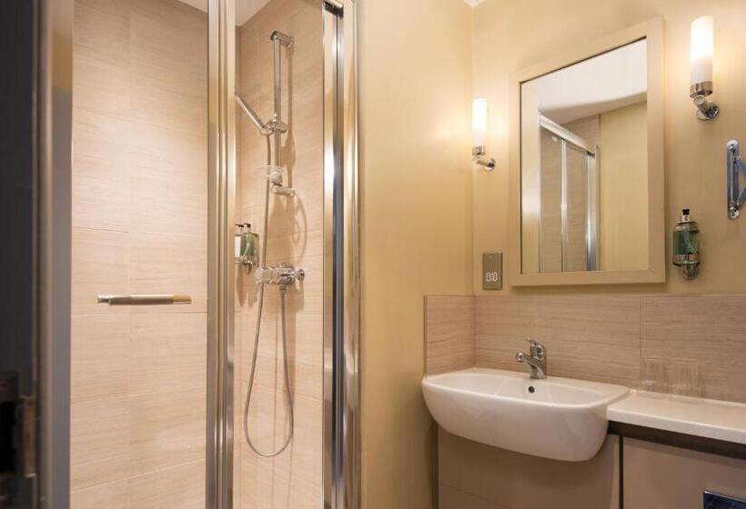 ファミリールーム, The Bamburgh Castle Inn   The Inn Collection Group