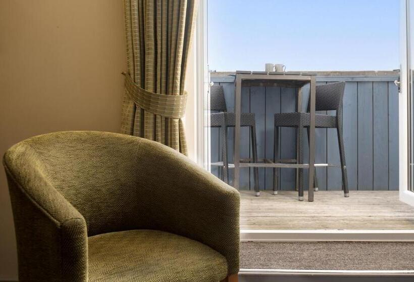 스탠다드 발코니 룸, The Bamburgh Castle Inn   The Inn Collection Group