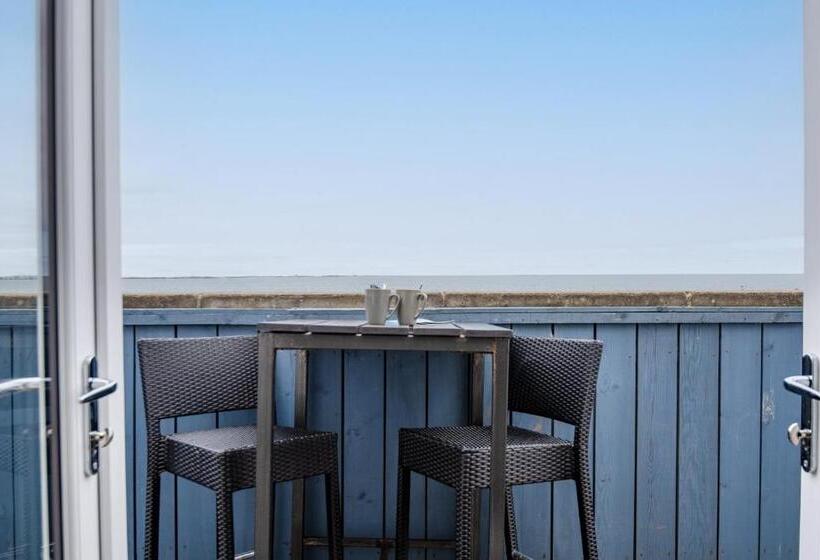 バルコニー付きスタンダードルーム, The Bamburgh Castle Inn   The Inn Collection Group