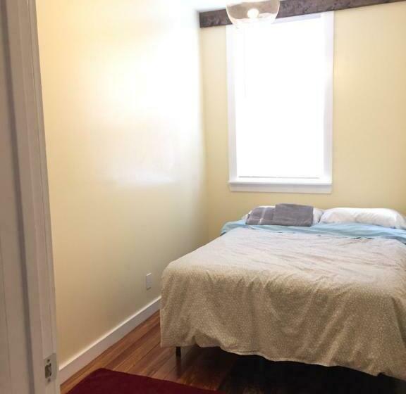 이코노미 룸, Boston Homestel