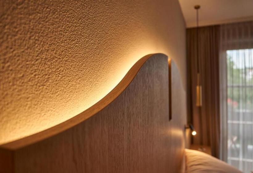 غرفة ديلوكس مزودة بشرفة, Zur Waldbahn