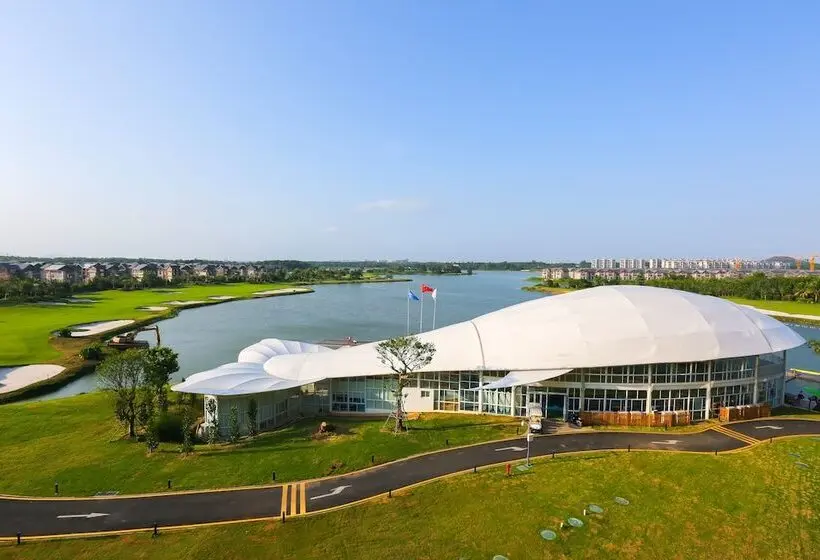اتاق پریمیوم با چشم‌انداز دریاچه, Holiday Inn Resort Qionghai Guantang, An Ihg