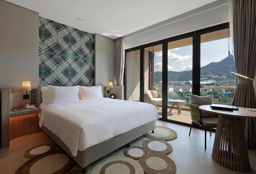 2 Bedrooms Suite 2 Bedrooms Lake View, Holiday Inn Resort Qionghai Guantang, An Ihg