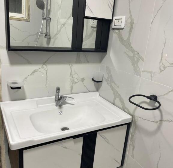 اتاق اکونومی, Al Deyafa