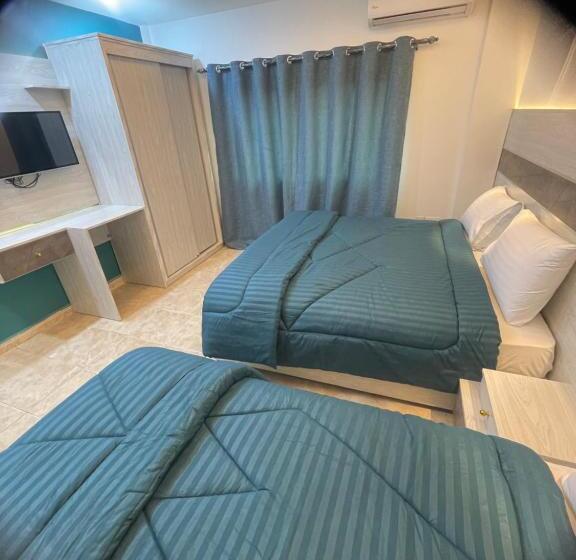 اتاق لوکس سه تخته, Al Deyafa