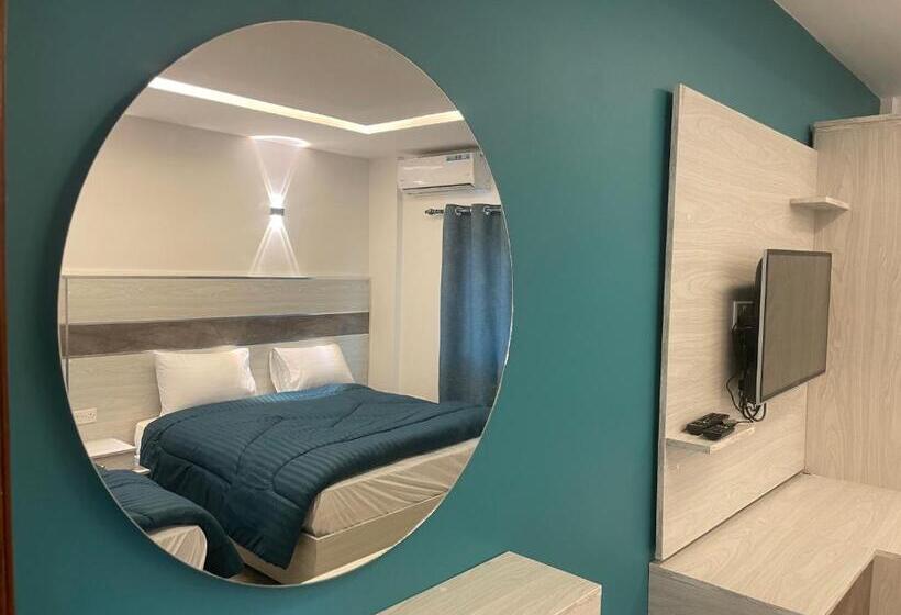 اتاق لوکس سه تخته, Al Deyafa