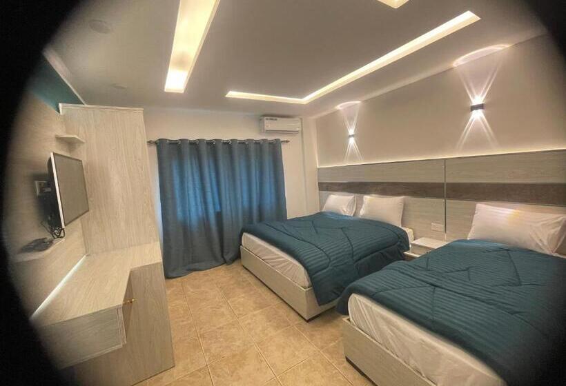 اتاق لوکس سه تخته, Al Deyafa