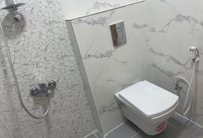 اتاق اکونومی, Al Deyafa