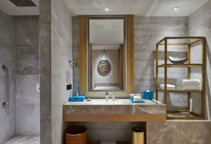 キングサイズベッドのデラックスルーム, Doubletree By Hilton Shanwei