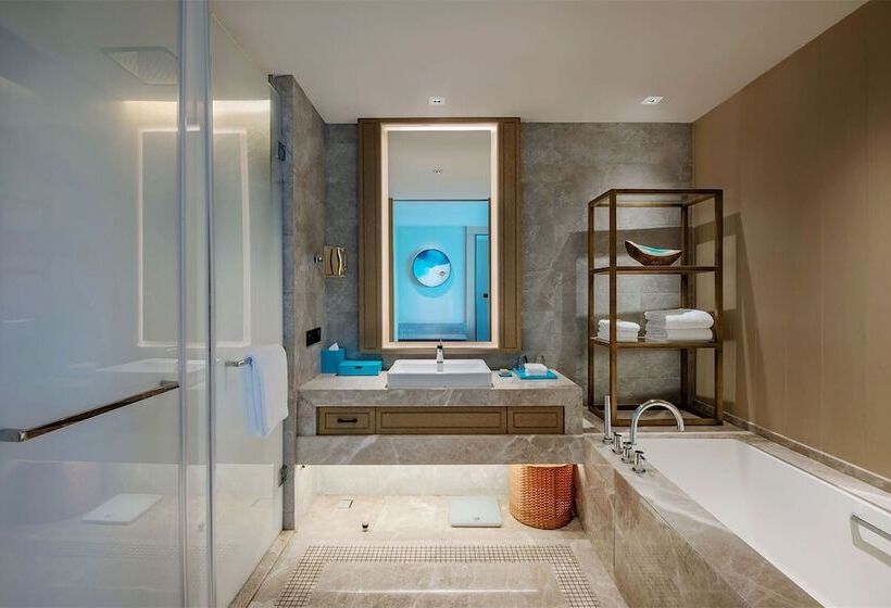 Номер Executive, Doubletree By Hilton Shanwei